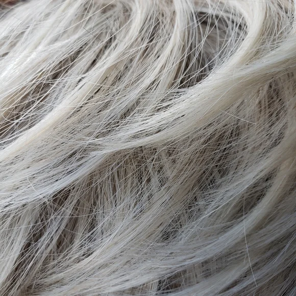 Wig, Pixie Style. - Picture 6 of 7